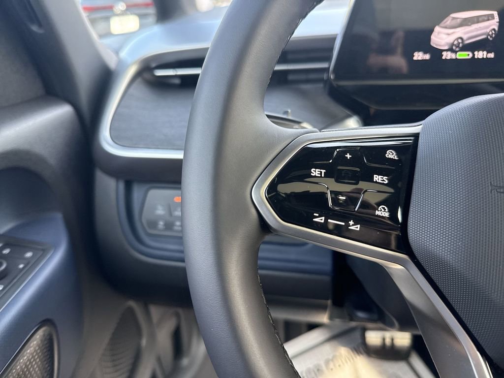 New 2025 Volkswagen ID. Buzz Pro S Plus AWD/4WD image 19
