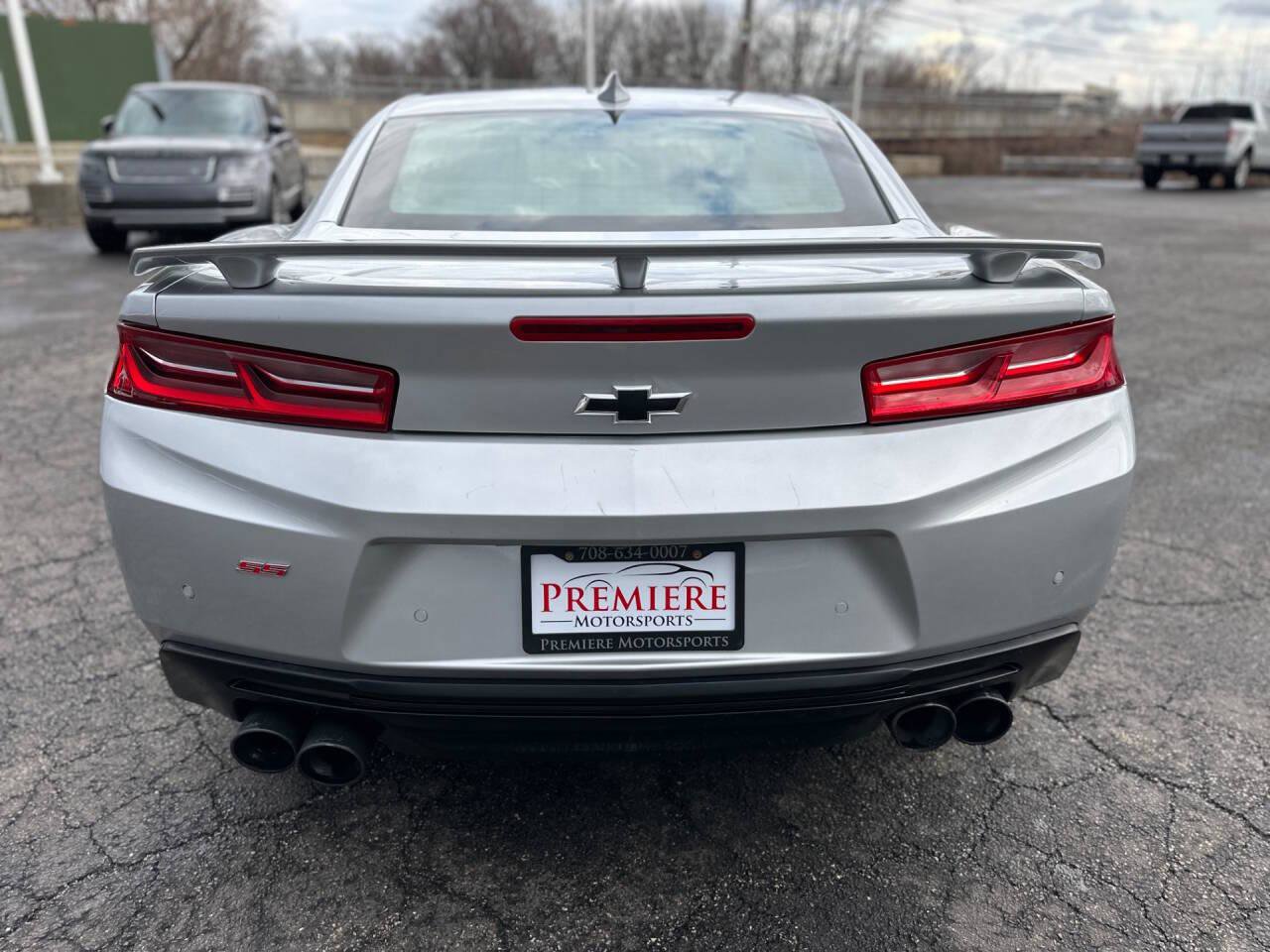 Used 2017 Chevrolet Camaro SS RWD image 4