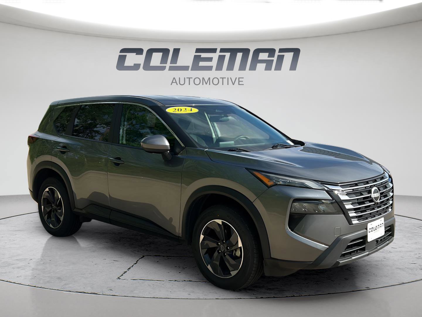 Used 2024 Nissan Rogue SV FWD image 7