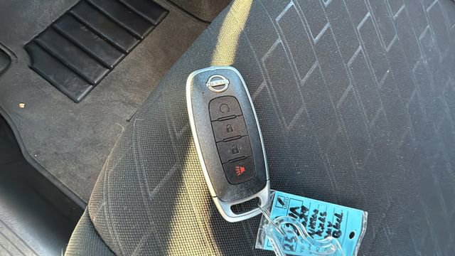 Used 2024 Nissan Kicks SV image 29