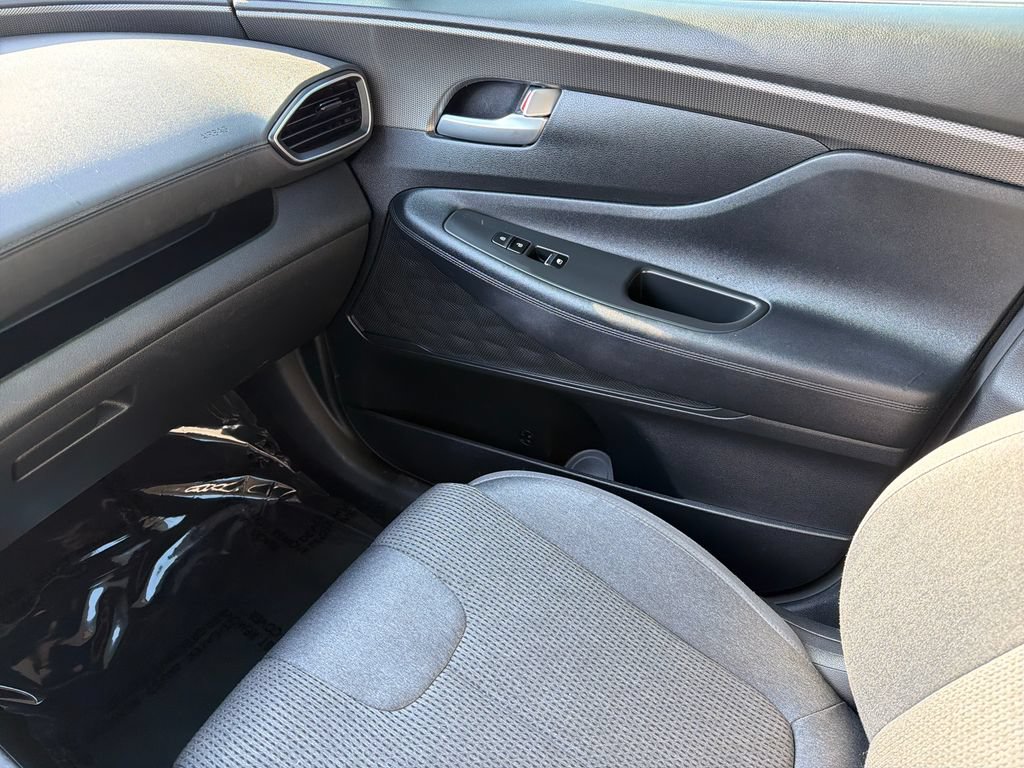 Used 2019 Hyundai Santa Fe SEL FWD image 29