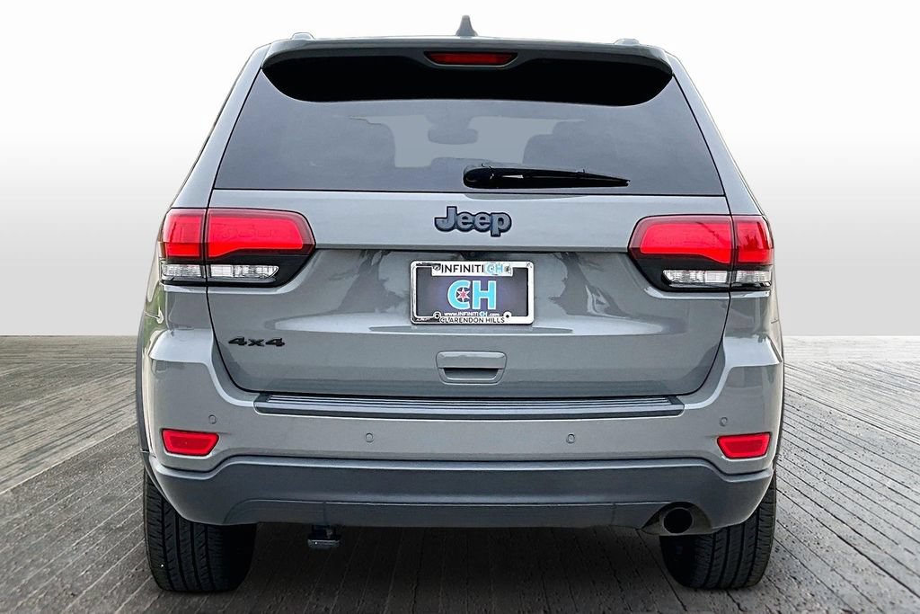 Used 2019 Jeep Grand Cherokee Laredo AWD/4WD image 7