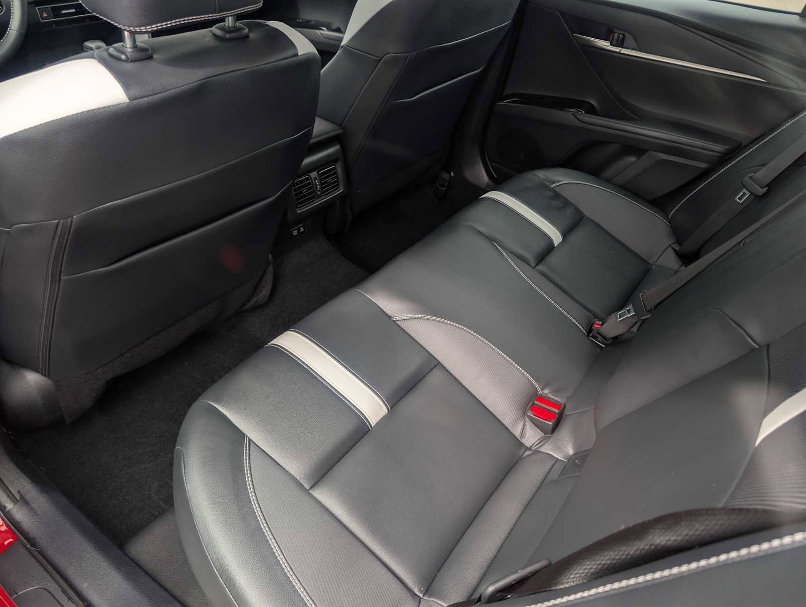 Certified 2025 Toyota Camry SE w/ Convenience Package FWD image 24