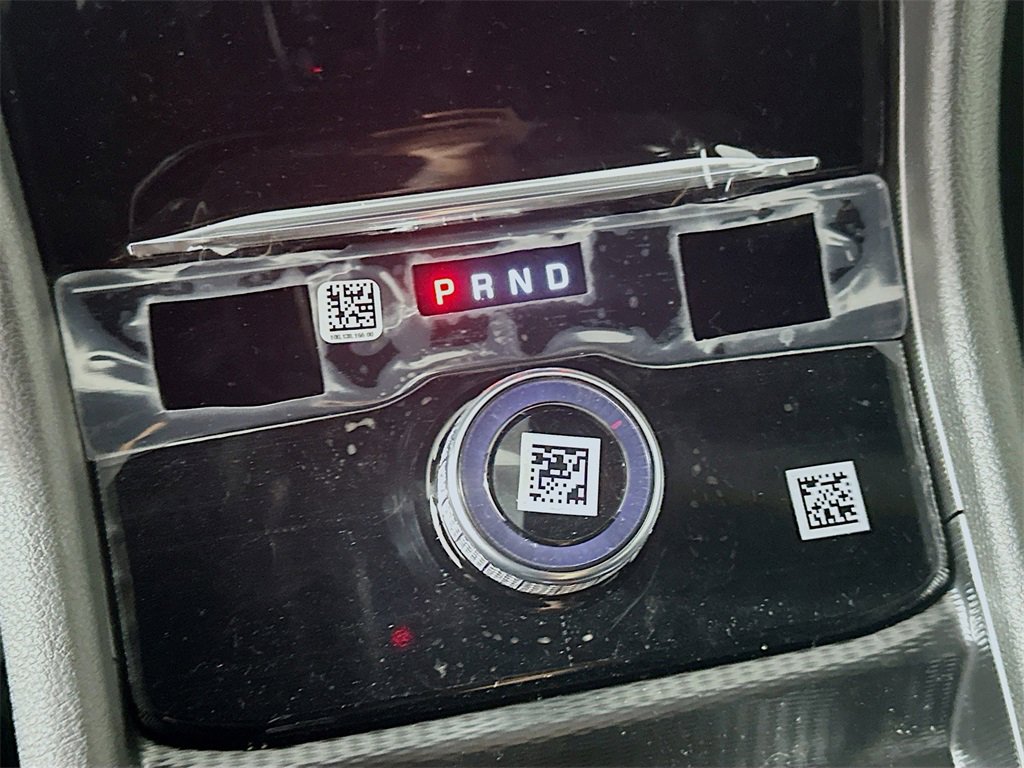 New 2025 Jeep Grand Cherokee Laredo X w/ Luxury Tech Group I image 12