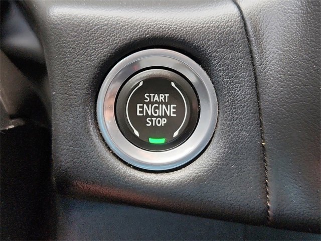 Used 2022 Chevrolet Tahoe Z71 image 18