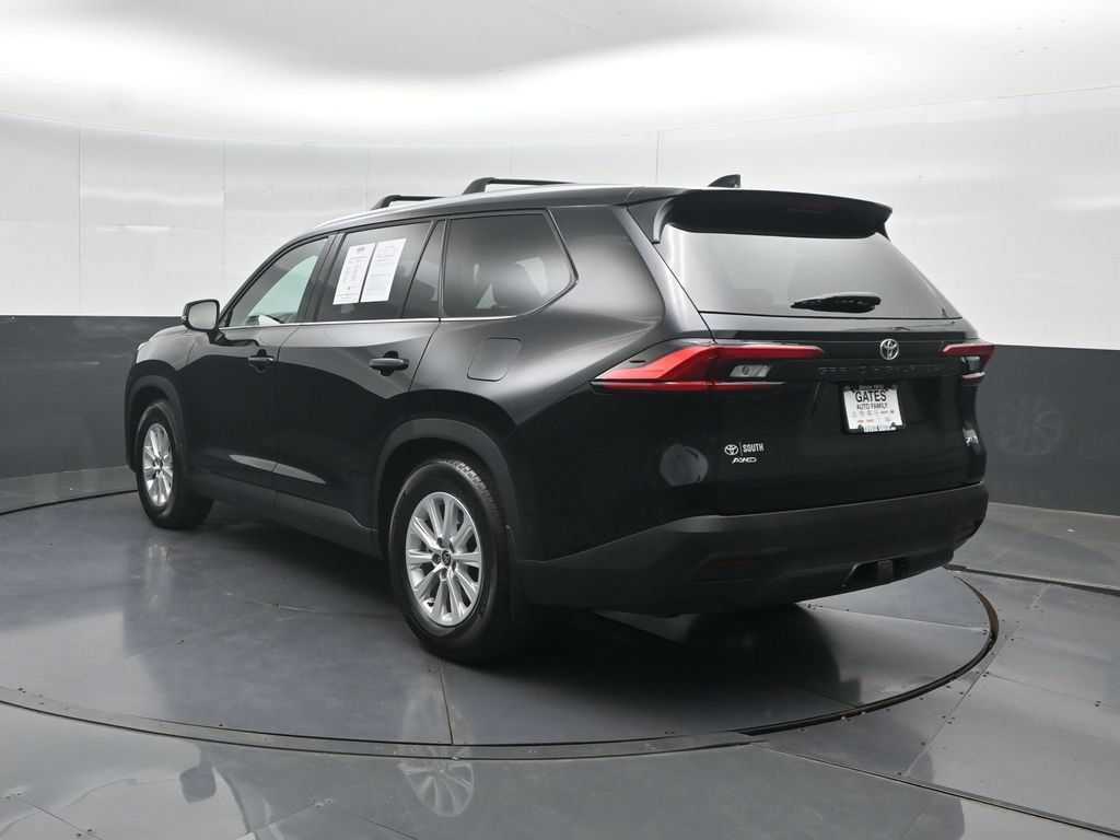 Used 2024 Toyota Grand Highlander AWD image 8
