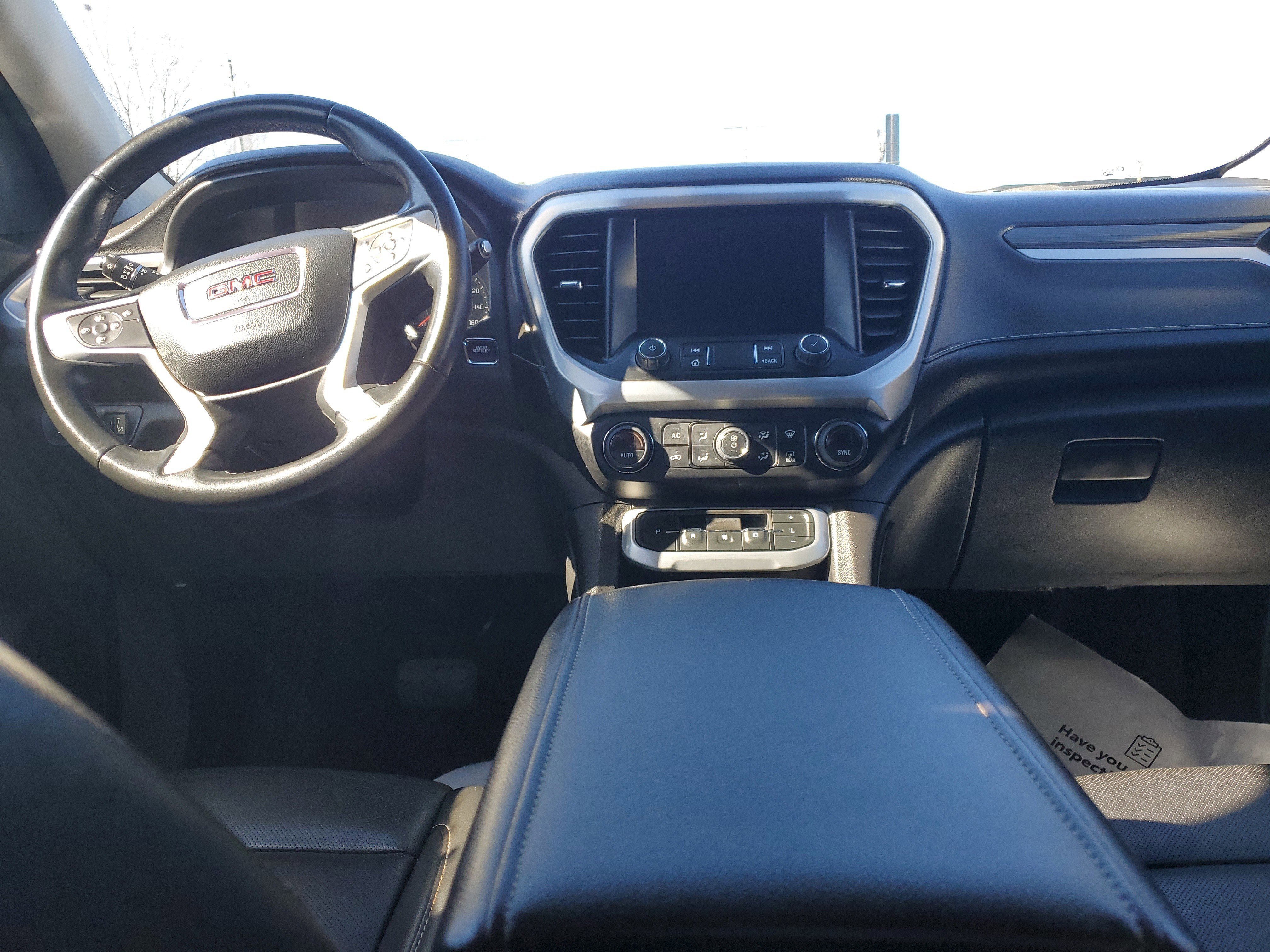 Used 2023 GMC Acadia SLT image 13