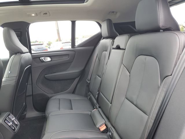 New 2026 Volvo XC40 B5 Plus w/ Protection Package Premier image 27