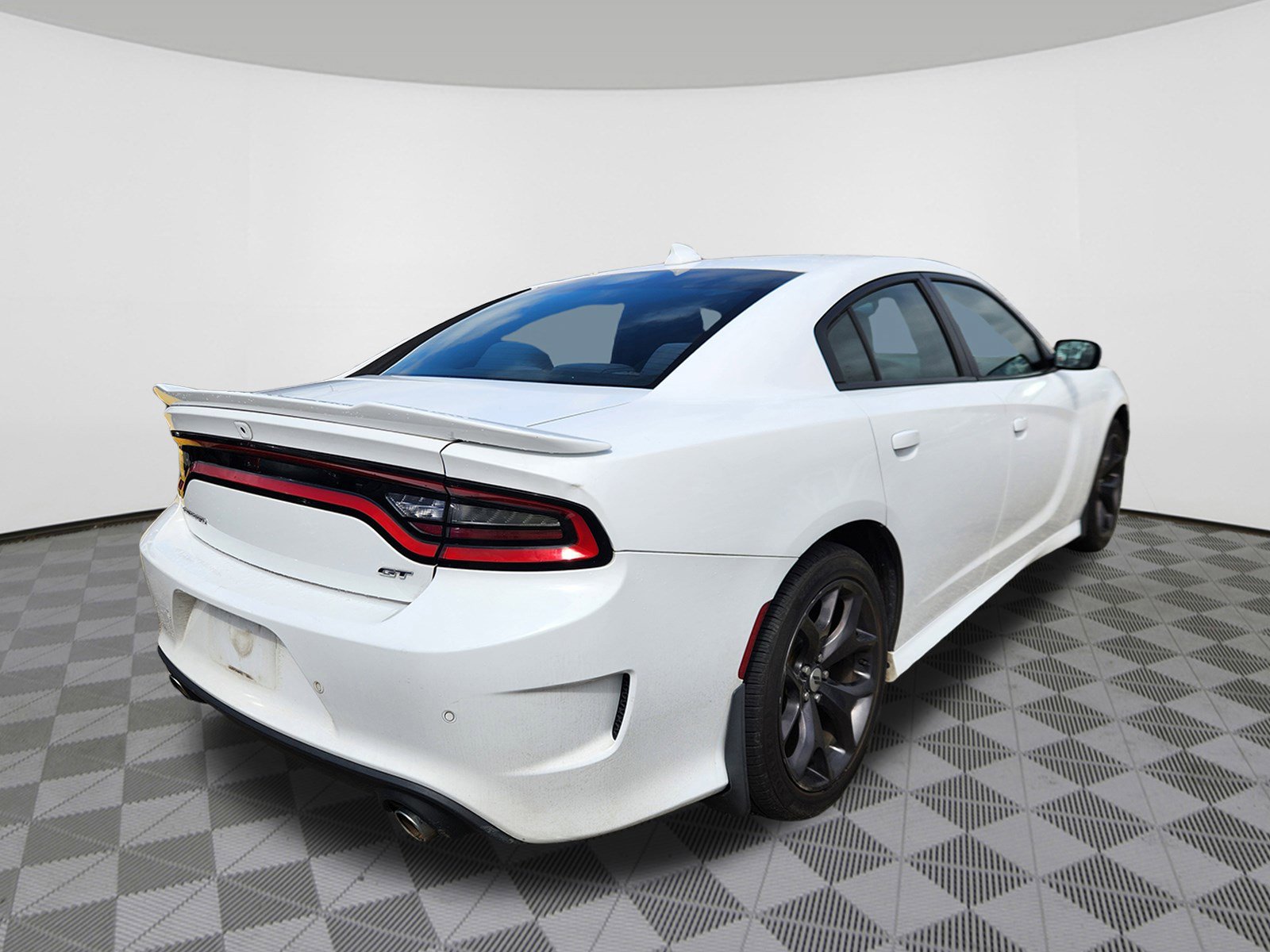 Used 2019 Dodge Charger GT RWD image 4