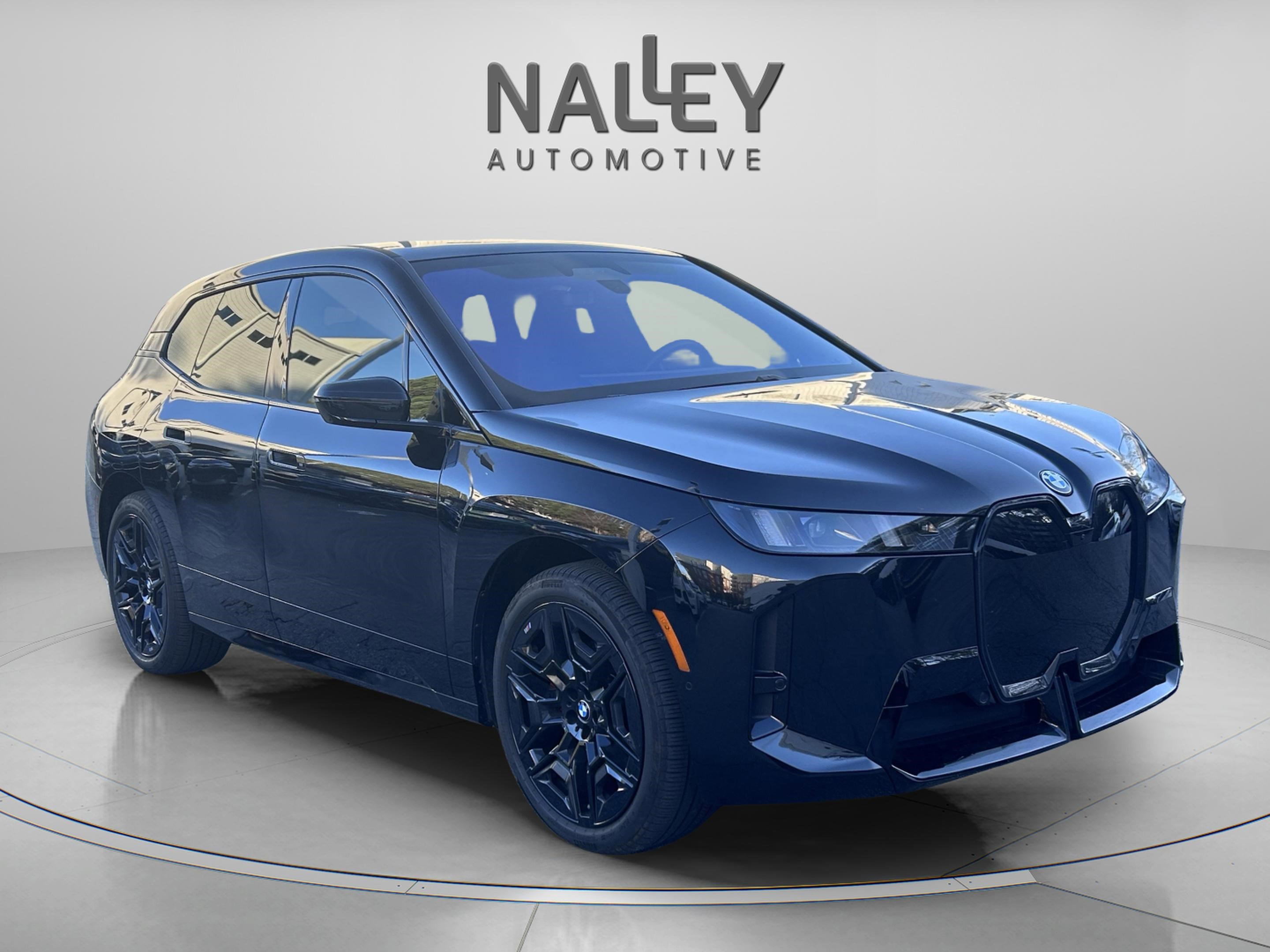 Used 2026 BMW iX xDrive60 w/ M Sport Package image 5