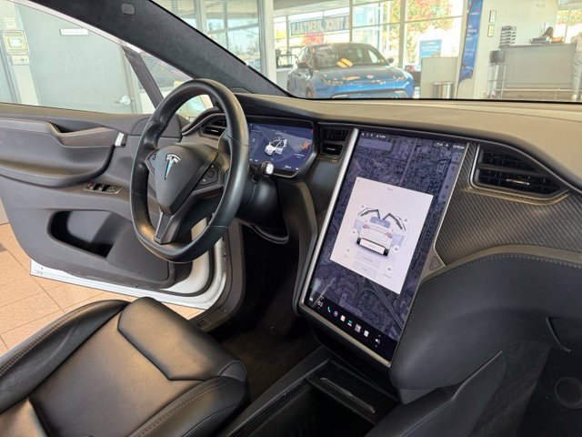 Used 2018 Tesla Model X 100D AWD/4WD image 28