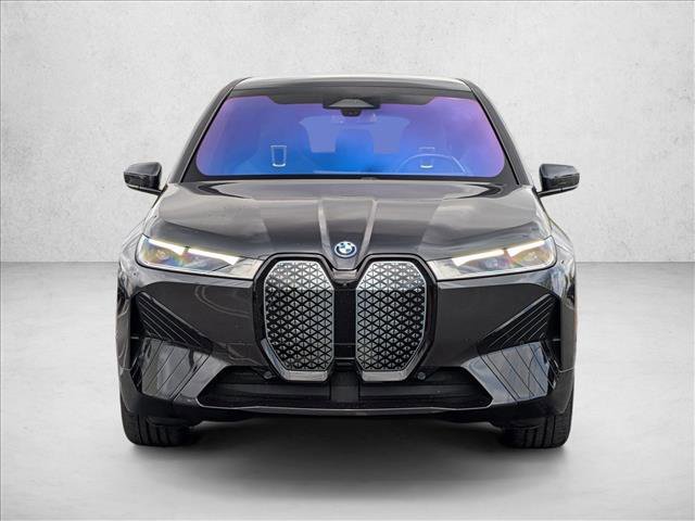 Certified 2022 BMW iX xDrive50 w/ Premium Package AWD/4WD image 2