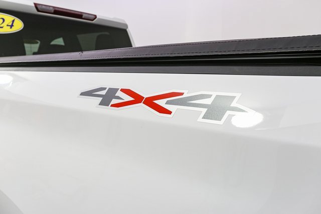 Used 2024 Chevrolet Silverado 1500 Custom image 8