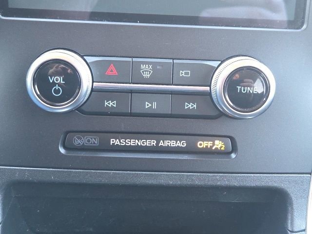 Certified 2024 Ford Edge SE w/ Black Appearance Package image 34