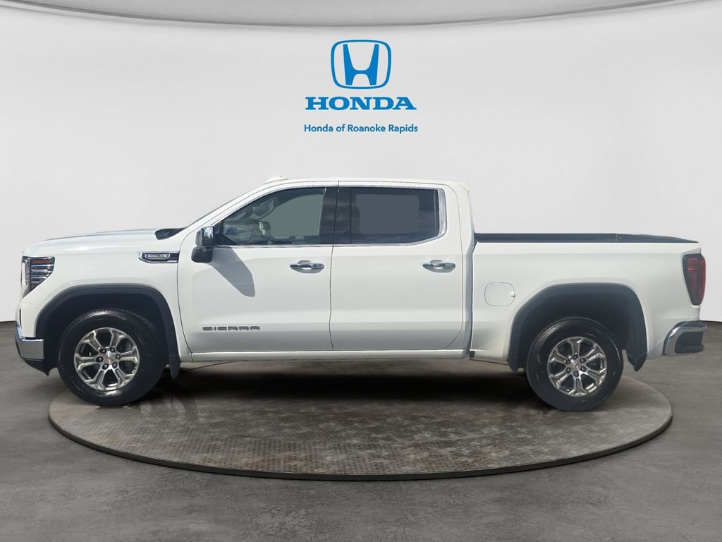 Used 2025 GMC Sierra 1500 SLT RWD image 2