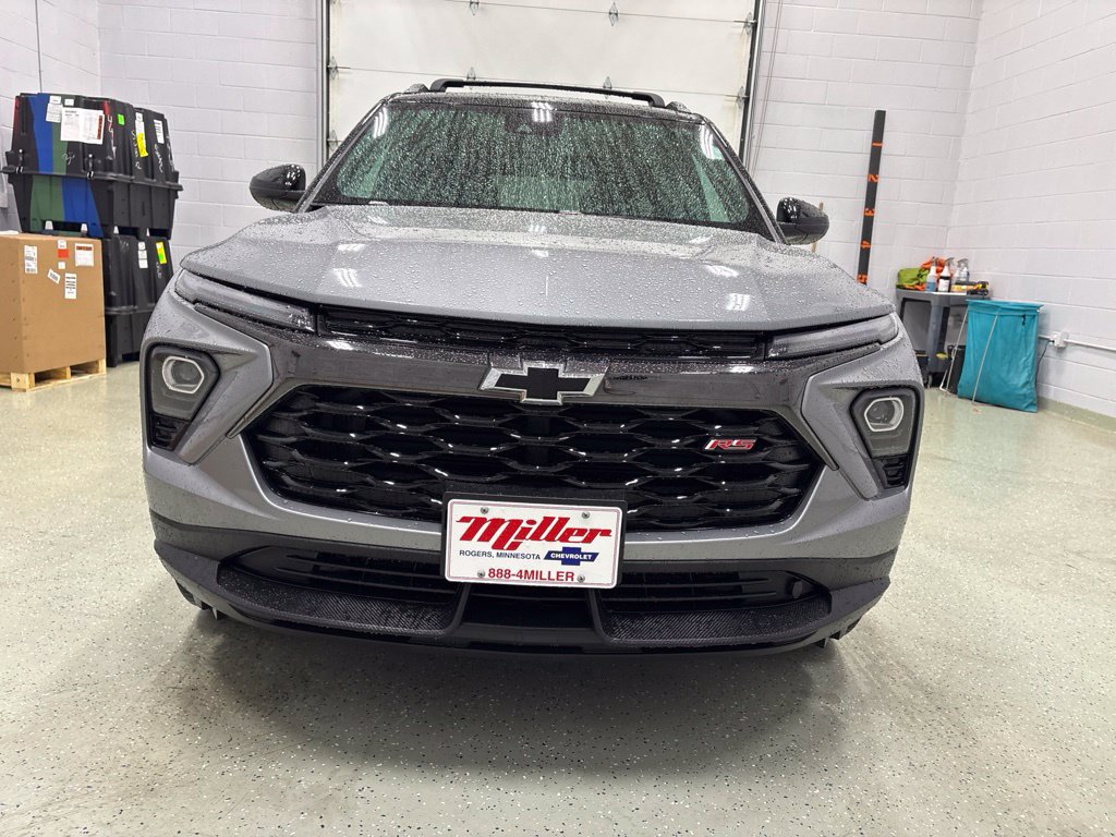 Used 2025 Chevrolet TrailBlazer RS w/ Convenience Package AWD/4WD image 9