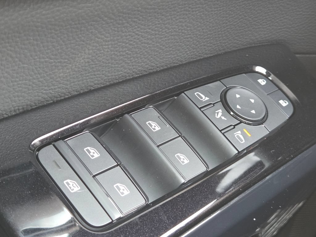 New 2026 Nissan Pathfinder Platinum AWD/4WD image 13
