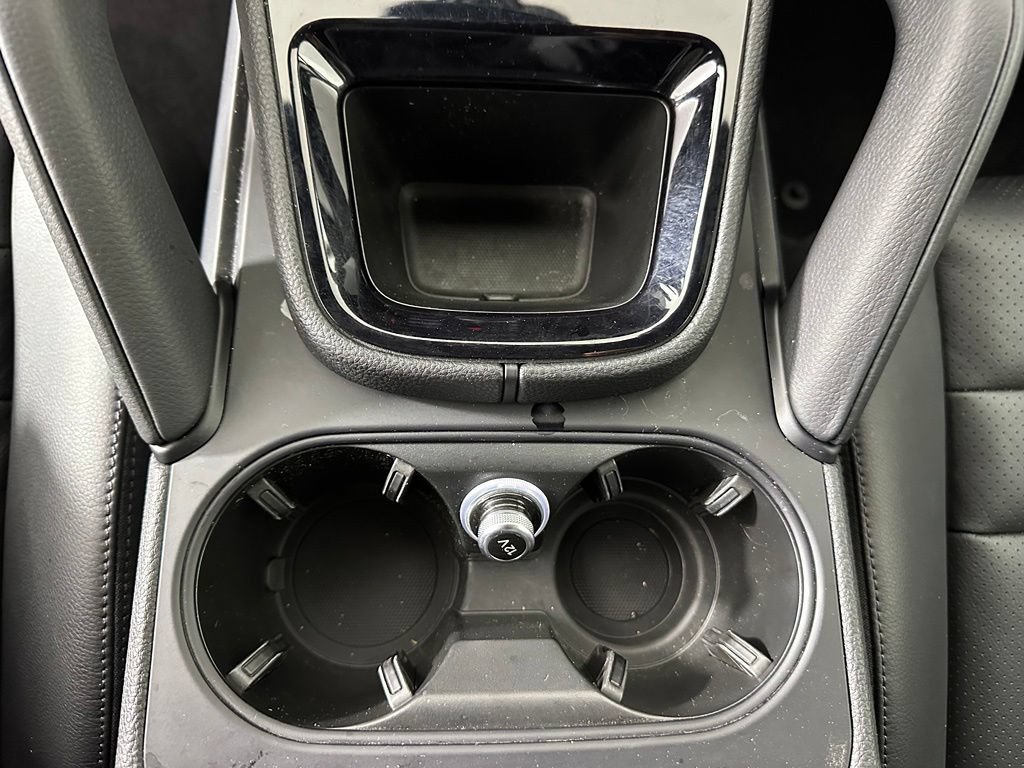 Certified 2024 Porsche Cayenne AWD/4WD image 30