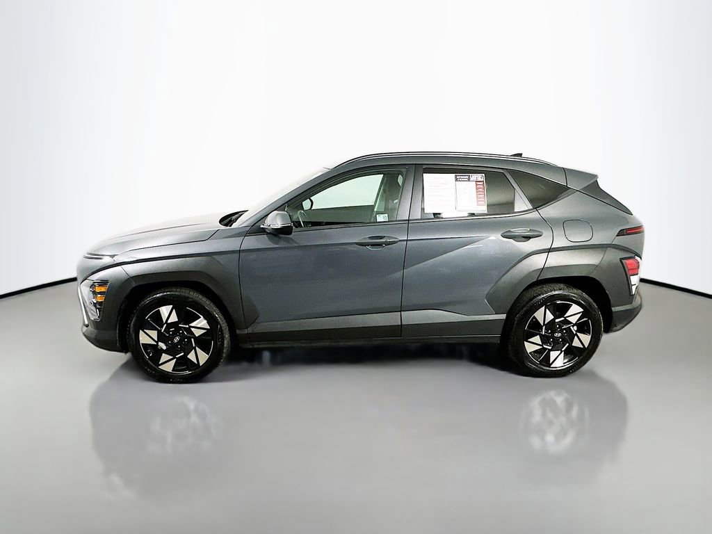 Used 2025 Hyundai Kona SEL FWD image 5