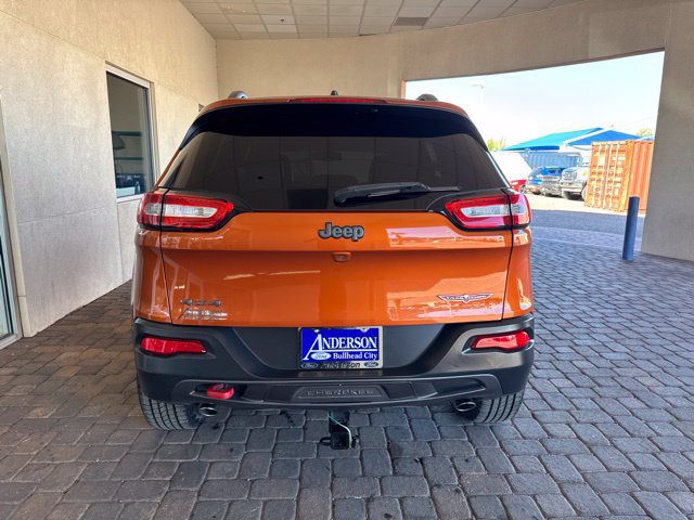 Used 2016 Jeep Cherokee Trailhawk w/ Comfort/Convenience Group AWD/4WD image 4