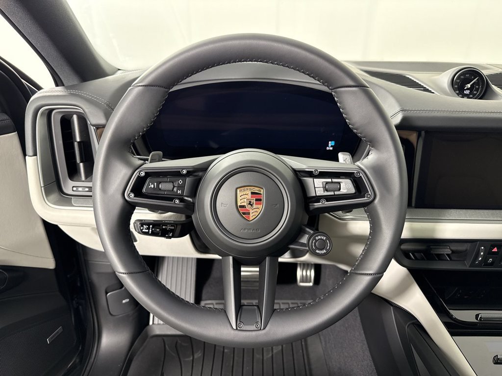 New 2026 Porsche Cayenne Coupe AWD/4WD image 35