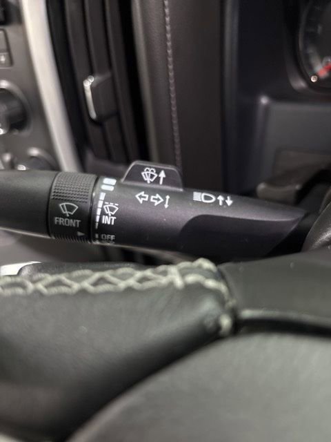 Used 2018 GMC Sierra 1500 SLT AWD/4WD image 26