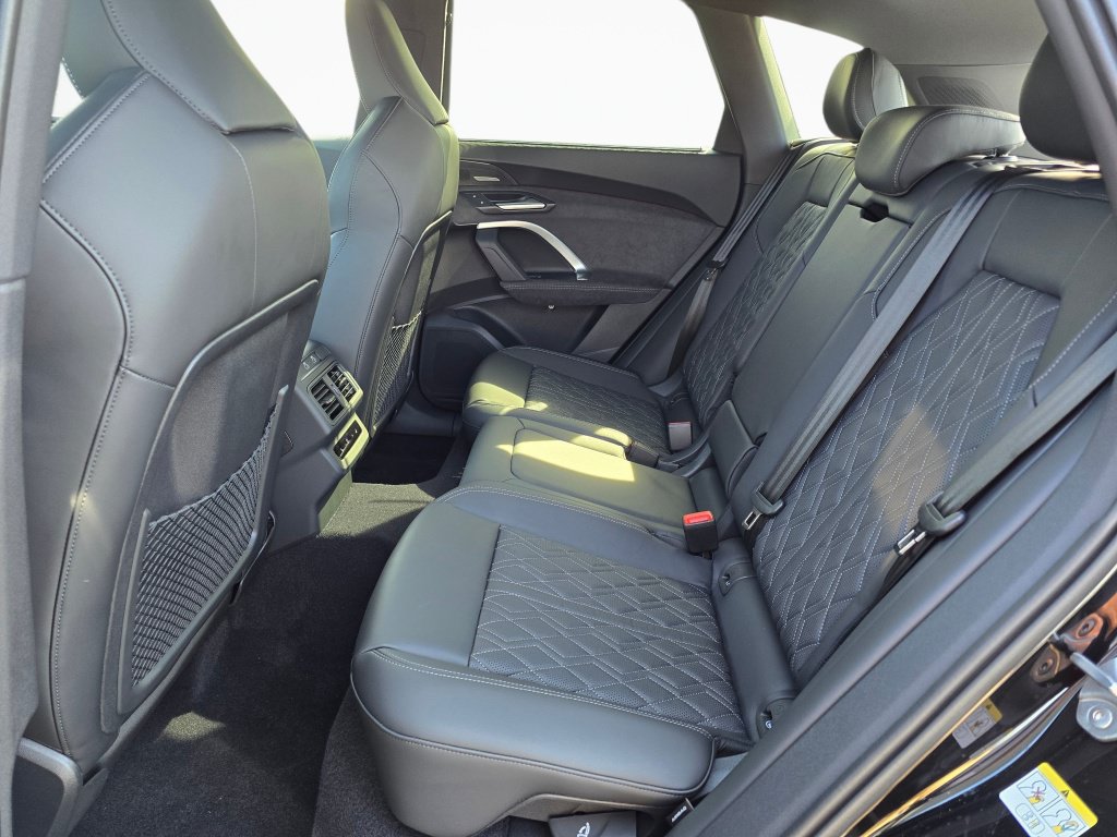 New 2026 Audi SQ5 Prestige AWD/4WD image 20