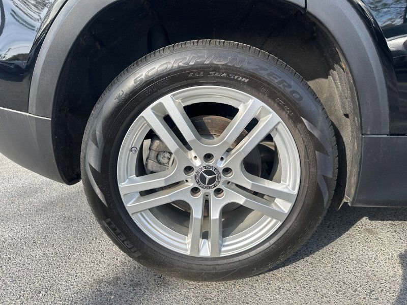 Used 2020 Mercedes-Benz GLB 250 image 7