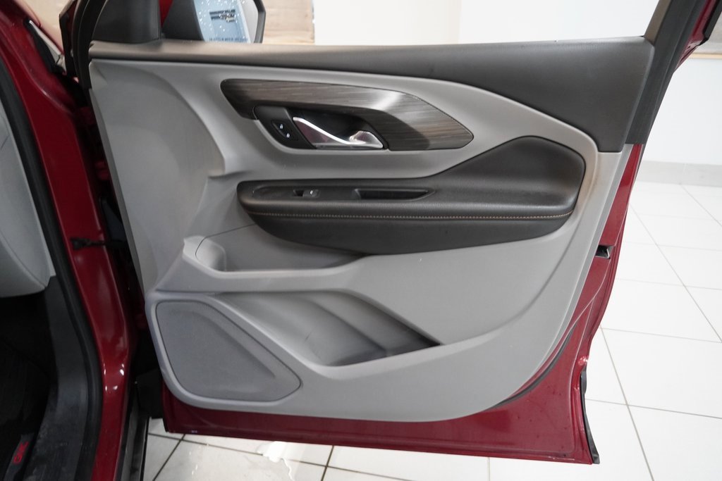 Used 2019 GMC Terrain SLT image 29