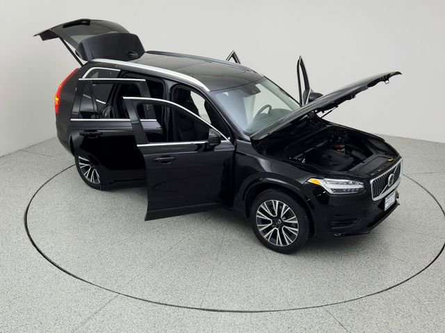 Used 2020 Volvo XC90 T6 Momentum w/ Protection Package image 39