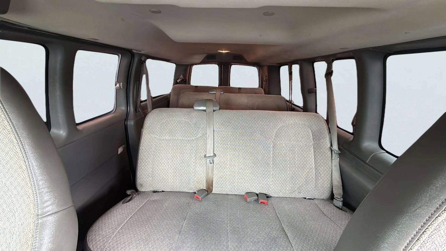 Used 2018 Chevrolet Express 3500 LT w/ LT Preferred Equipment Group RWD image 14