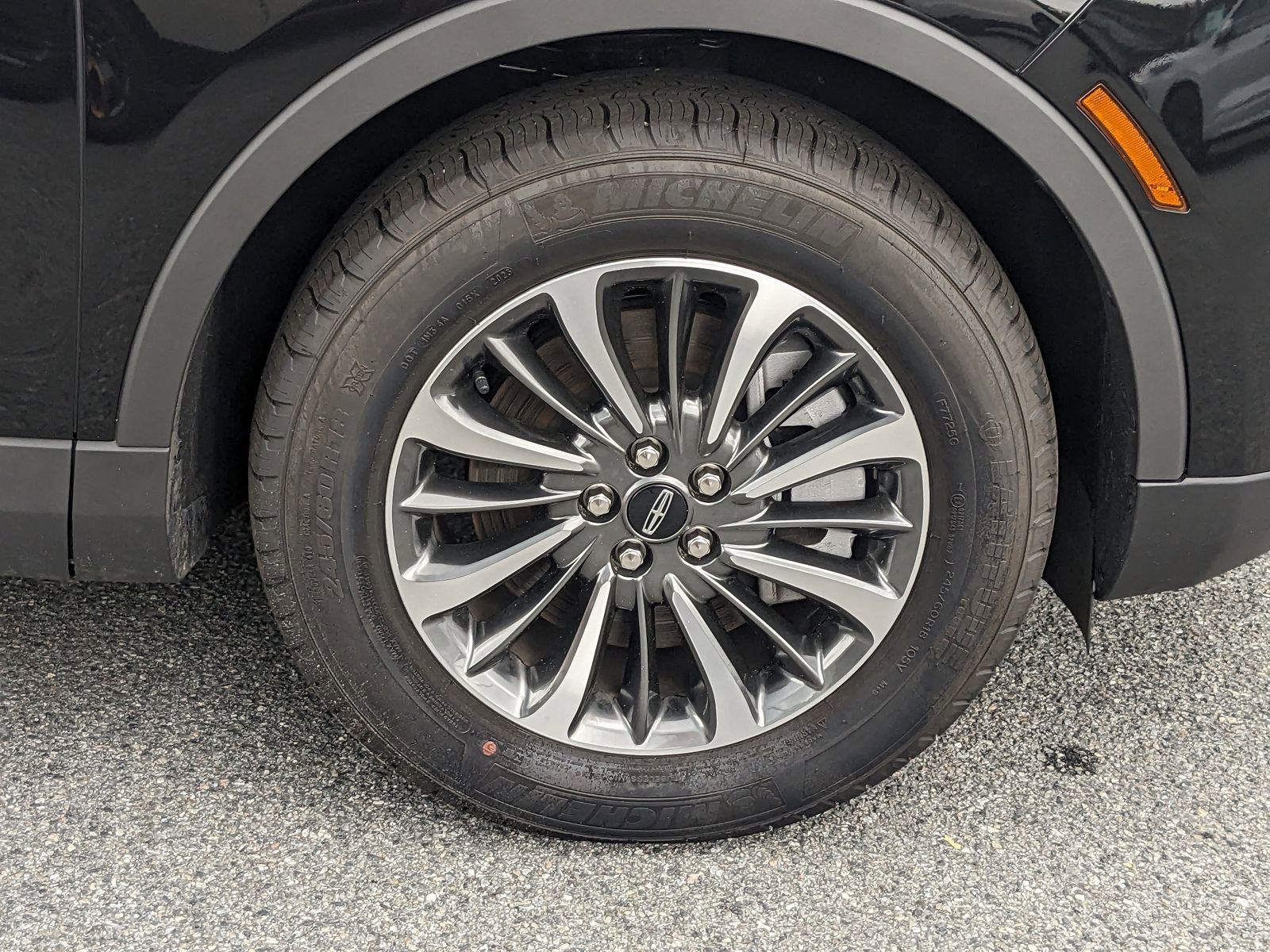 Certified 2023 Lincoln Nautilus AWD w/ Premium Package image 13