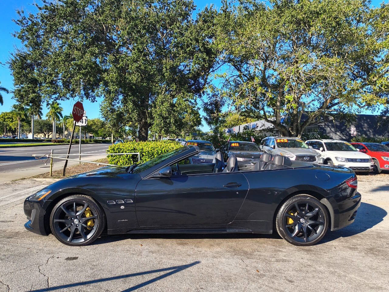 Used 2015 Maserati GranTurismo Sport RWD image 46