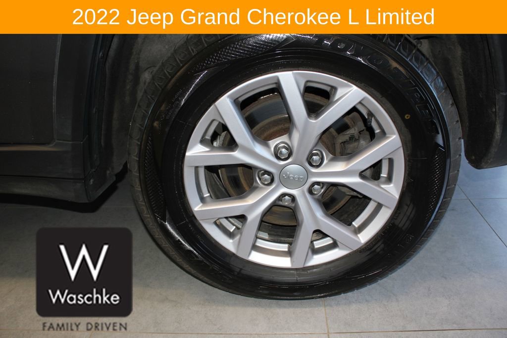 Used 2022 Jeep Grand Cherokee L Limited w/ Trailer Tow Group (B) image 13