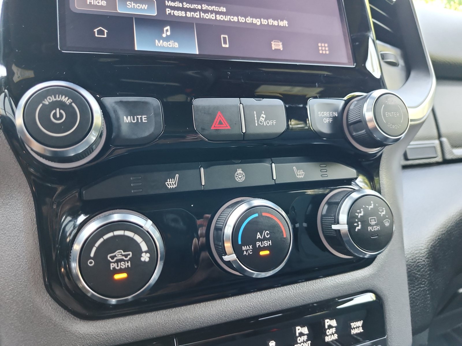 Used 2025 RAM 1500 Lone Star AWD/4WD image 22