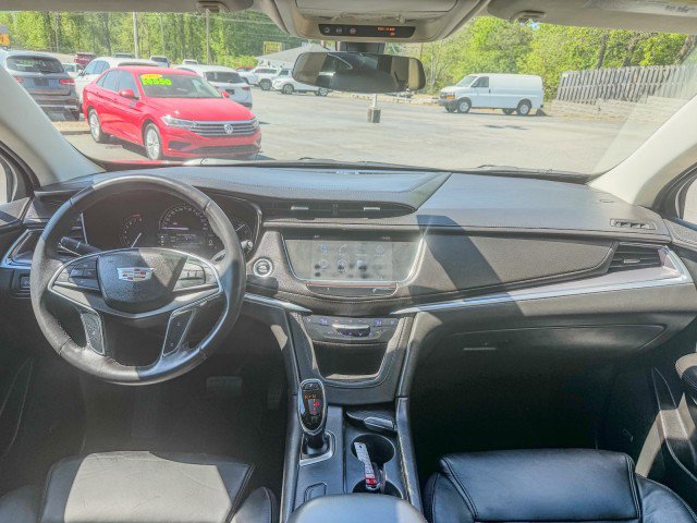 Used 2017 Cadillac XT5 Luxury w/ LPO, Wheel Lock Package FWD image 7