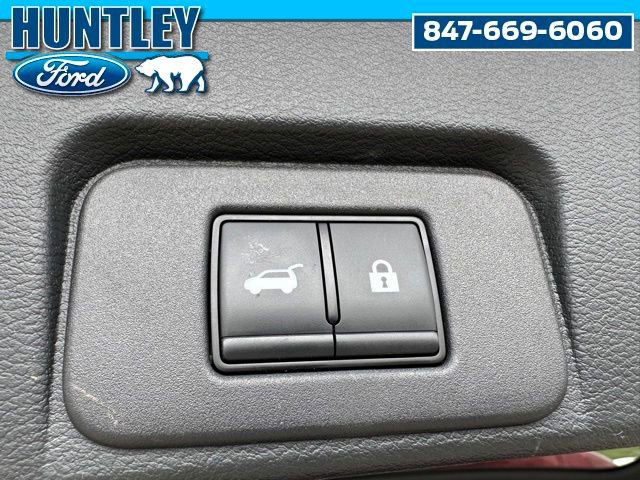 Used 2024 Nissan Rogue SV w/ SV Premium Package image 11