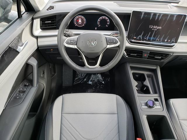 New 2026 Volkswagen Tiguan SE image 10