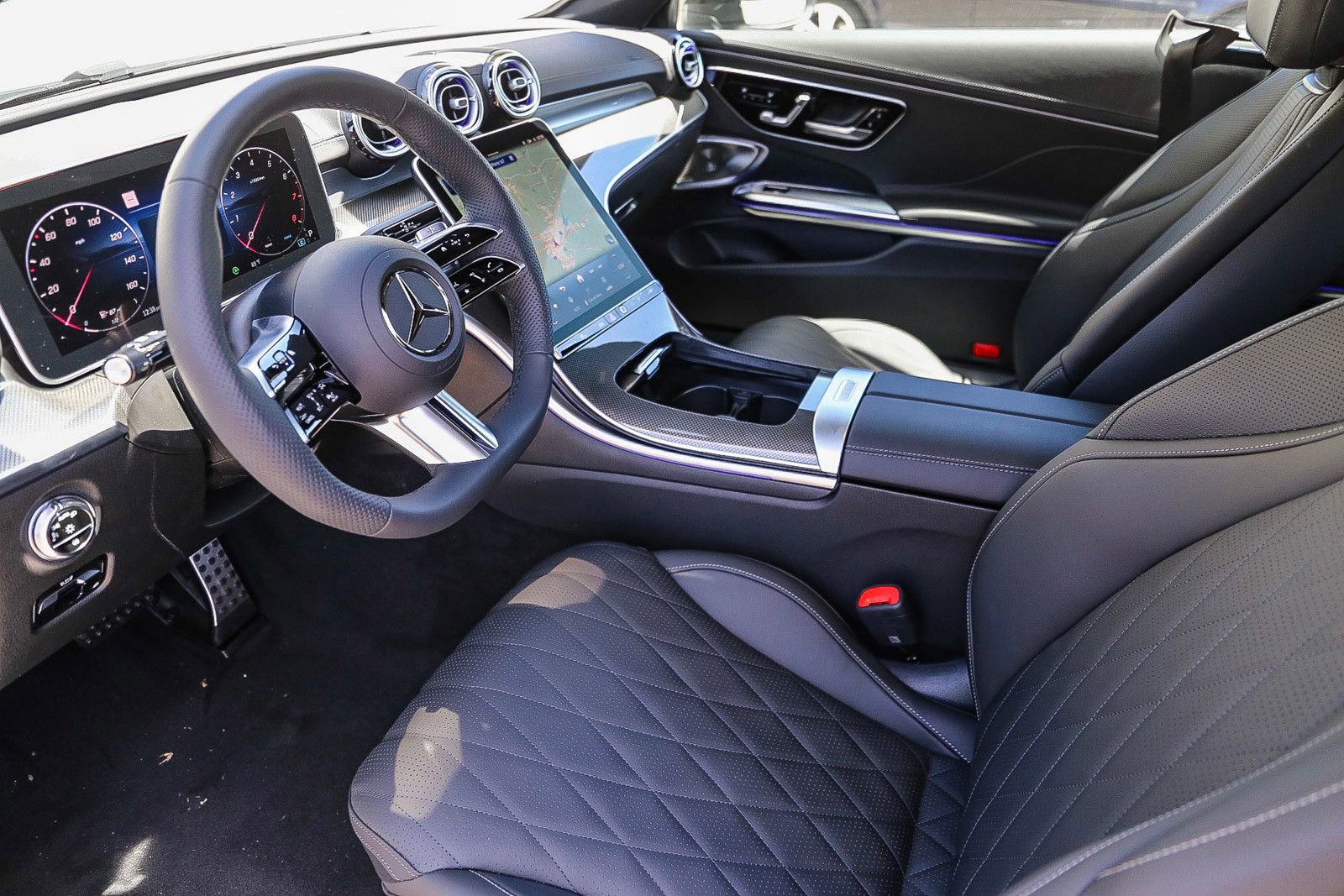 Used 2024 Mercedes-Benz CLE 300 4MATIC Coupe image 19