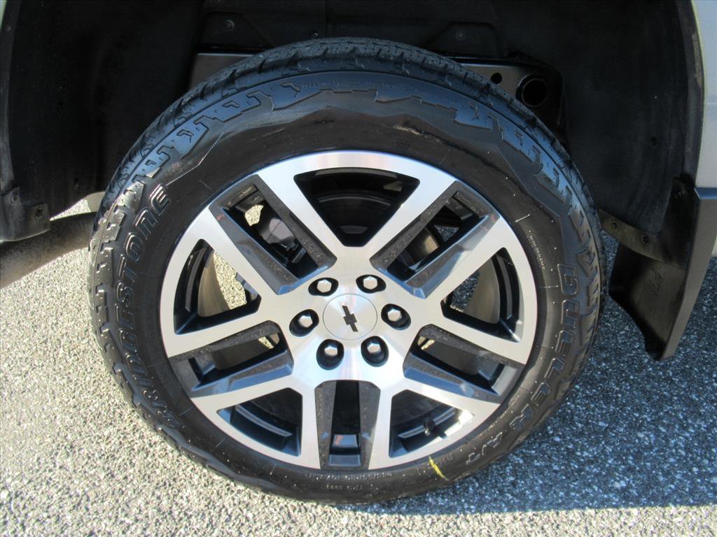 Used 2023 Chevrolet Colorado Z71 w/ Z71 Convenience Package 2 image 10