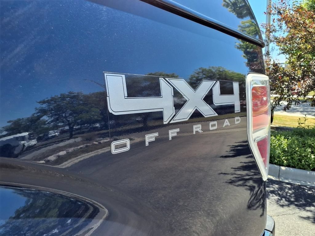 Used 2011 Ford F150 XLT w/ XLT Chrome Pkg AWD/4WD image 12
