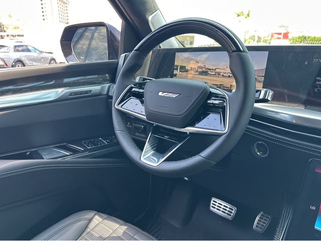 New 2026 Cadillac Escalade V w/ LPO, ONYX Package AWD/4WD image 24