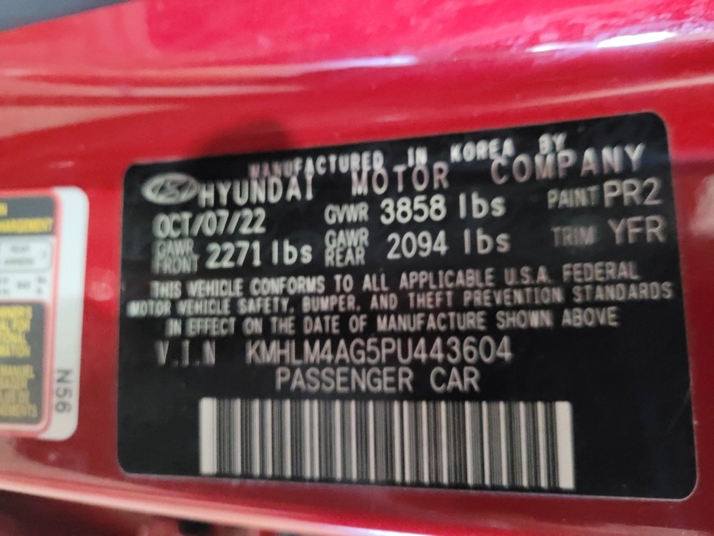 Used 2023 Hyundai Elantra SEL w/ Preferred Accessory Package image 33