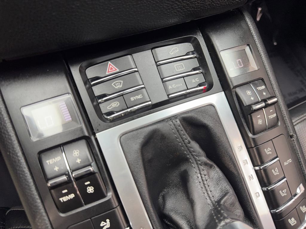 Used 2015 Porsche Macan Turbo image 66