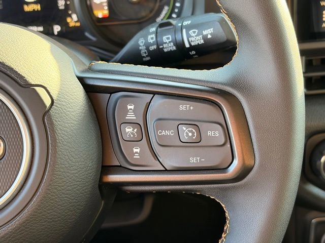Used 2024 Jeep Wrangler Unlimited AWD/4WD image 23