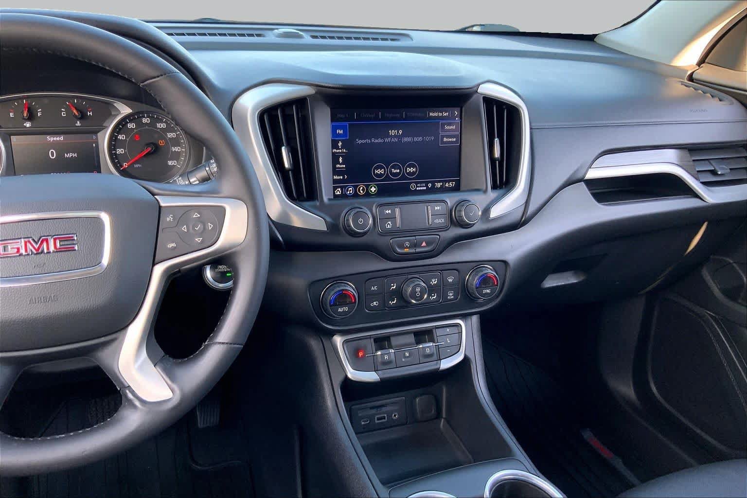 Certified 2022 GMC Terrain SLT AWD/4WD image 7