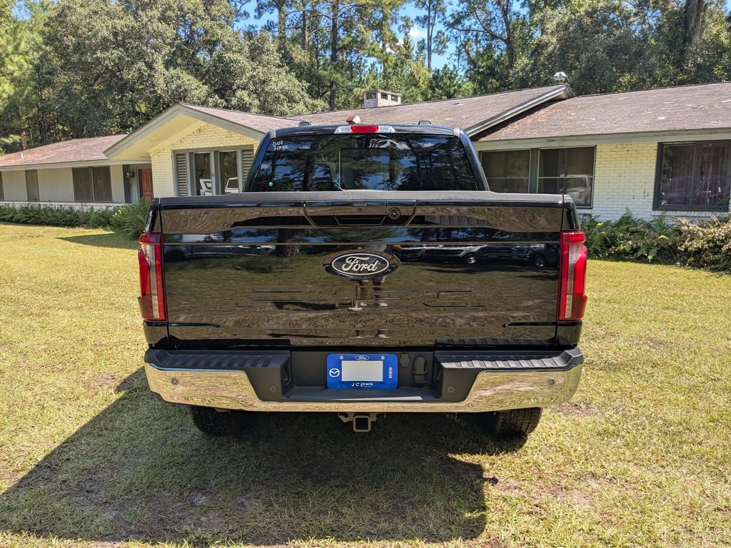 New 2025 Ford F150 Lariat w/ Equipment Group 502A High image 9