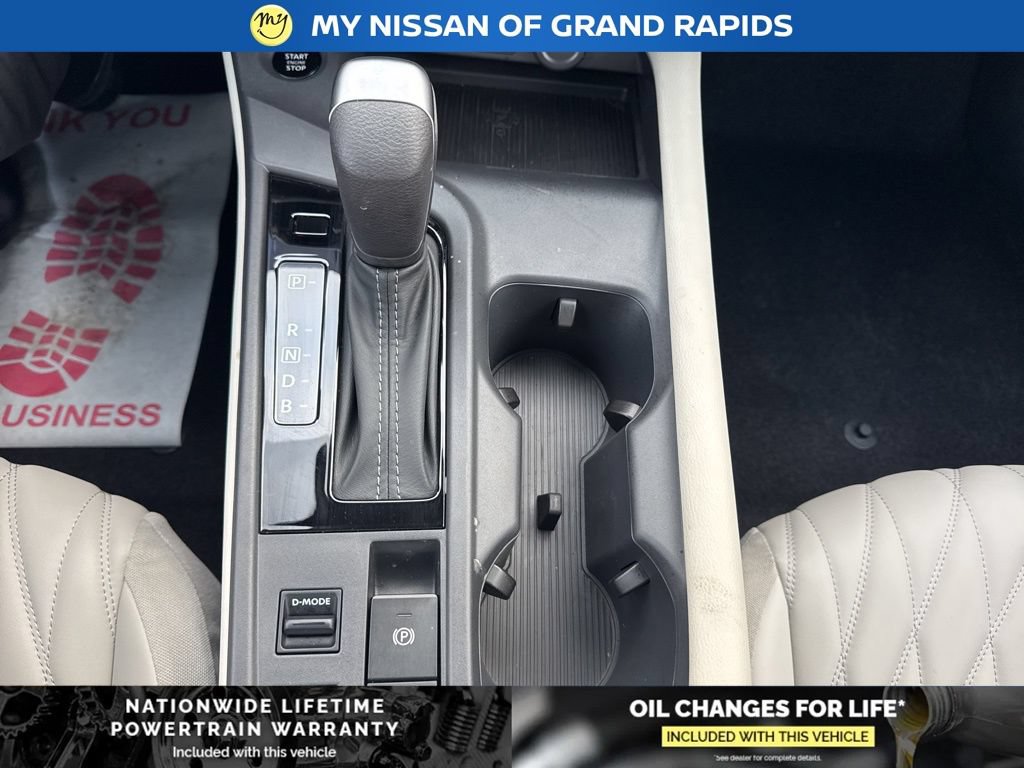 New 2026 Nissan Sentra SL w/ Floor Mat Package FWD image 24