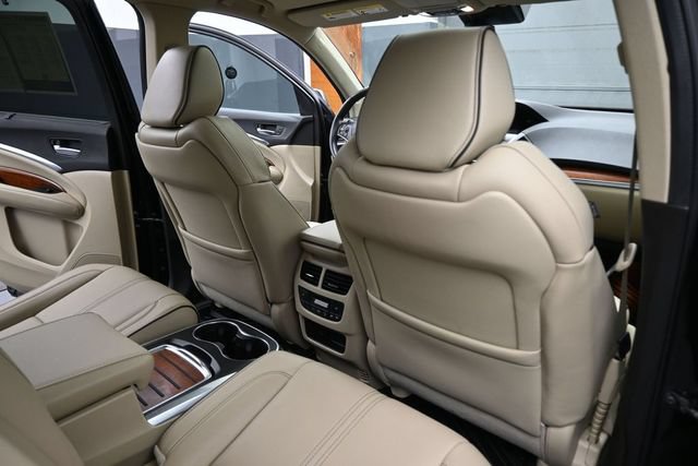 Used 2017 Acura MDX w/ Advance Package FWD image 24
