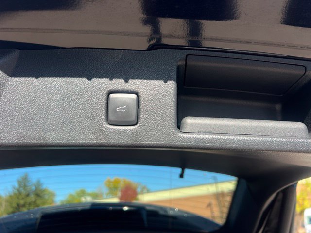 Used 2023 Ford Escape Platinum AWD/4WD image 15